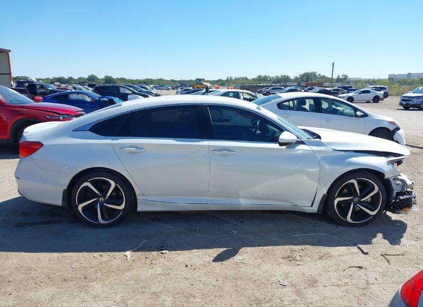 Photo 13 of 2019 Honda Accord SPORT (VIN 1HGCV1F34KA134255)