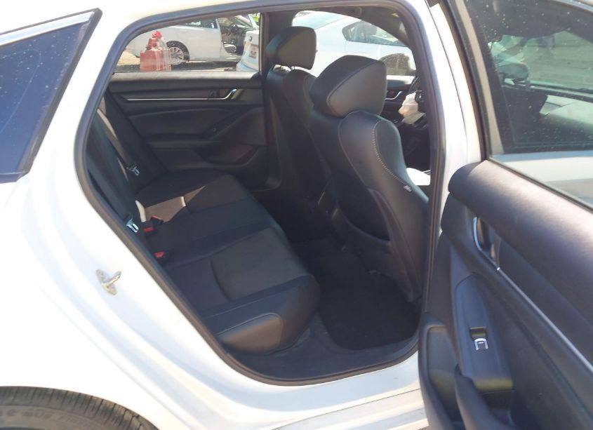 Photo 8 of 2019 Honda Accord SPORT (VIN 1HGCV1F34KA134255)