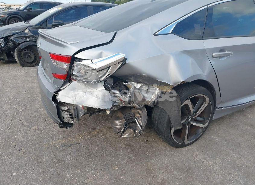 Photo 6 of 2019 Honda Accord SPORT (VIN 1HGCV1F34KA138340)