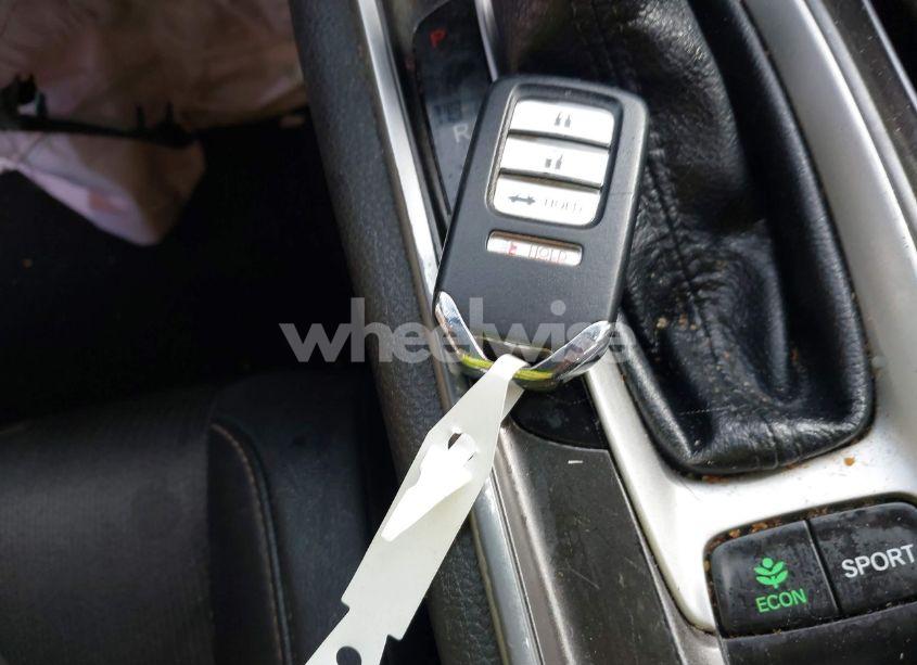 Photo 11 of 2019 Honda Accord SPORT (VIN 1HGCV1F34KA140394)