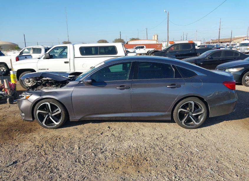 Photo 15 of 2019 Honda Accord SPORT (VIN 1HGCV1F34KA142050)