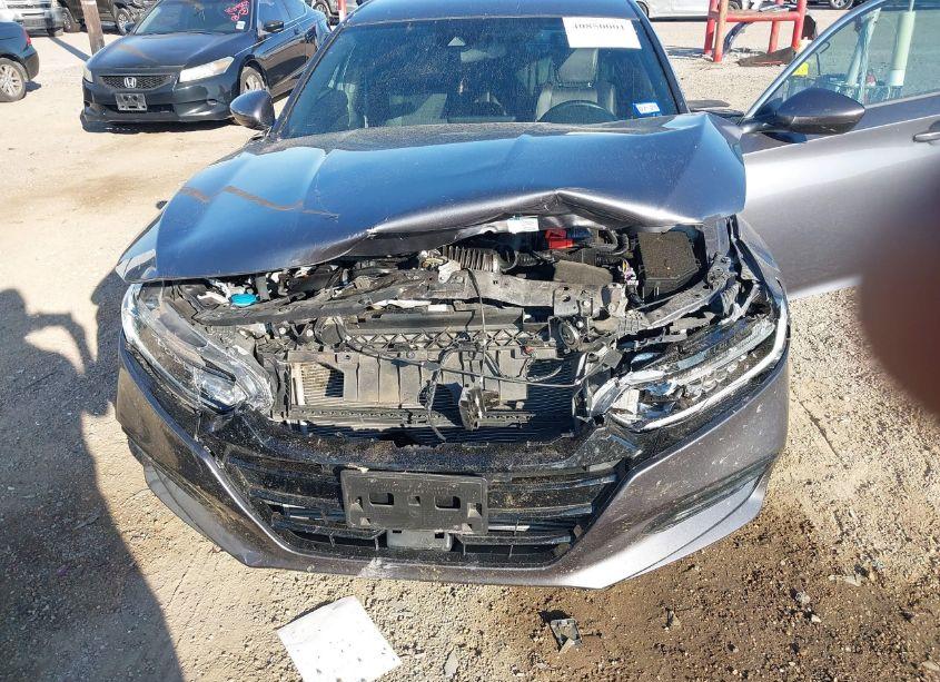 Photo 6 of 2019 Honda Accord SPORT (VIN 1HGCV1F34KA142050)