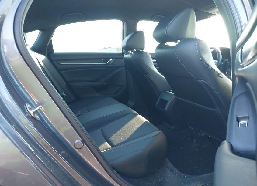 Photo 8 of 2019 Honda Accord SPORT (VIN 1HGCV1F34KA142050)