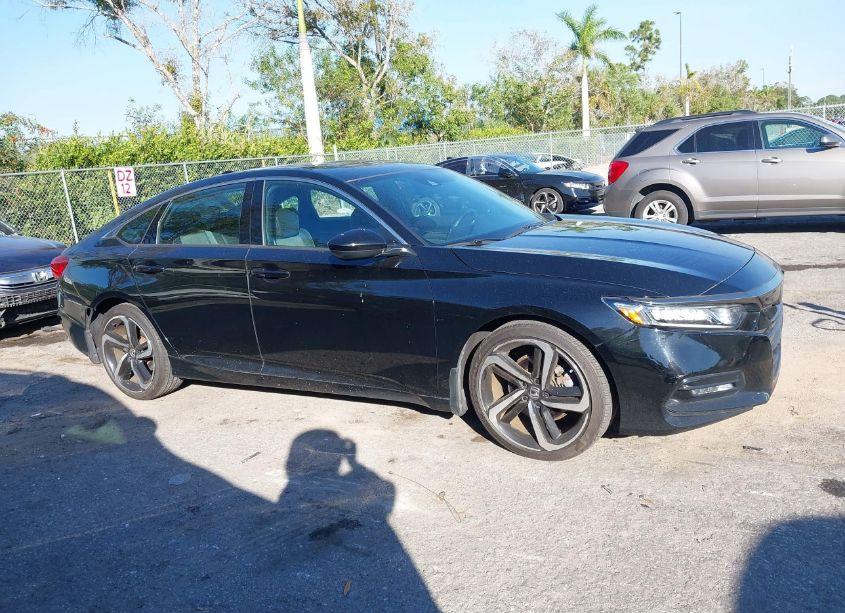 Photo 13 of 2019 Honda Accord SPORT (VIN 1HGCV1F34KA164825)
