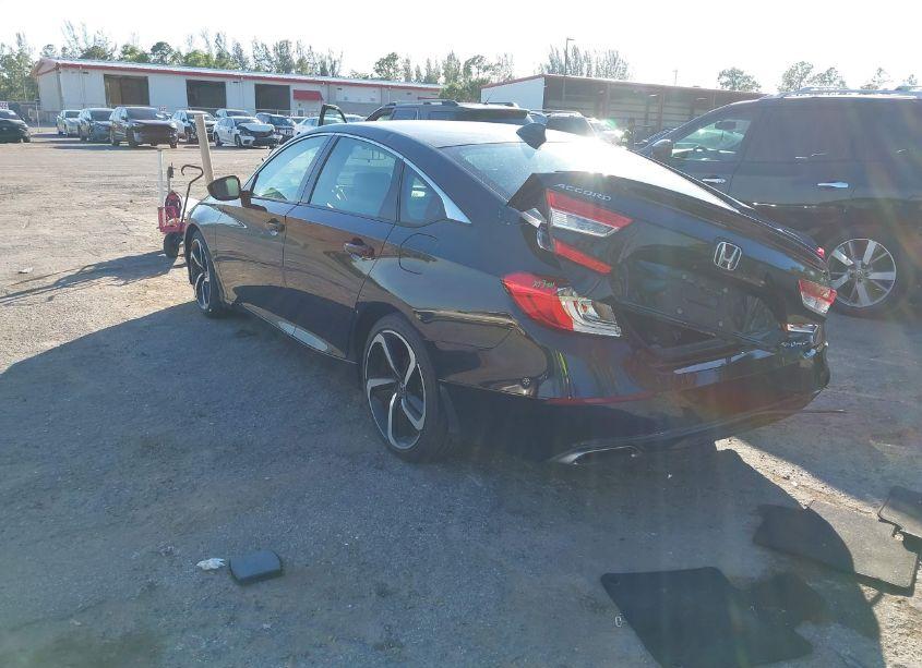 Photo 3 of 2019 Honda Accord SPORT (VIN 1HGCV1F34KA164825)