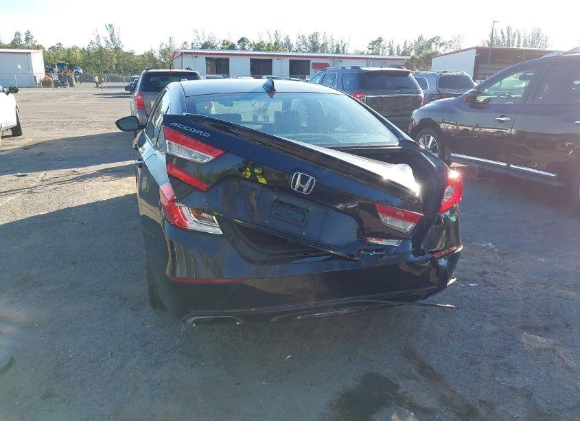 Photo 6 of 2019 Honda Accord SPORT (VIN 1HGCV1F34KA164825)