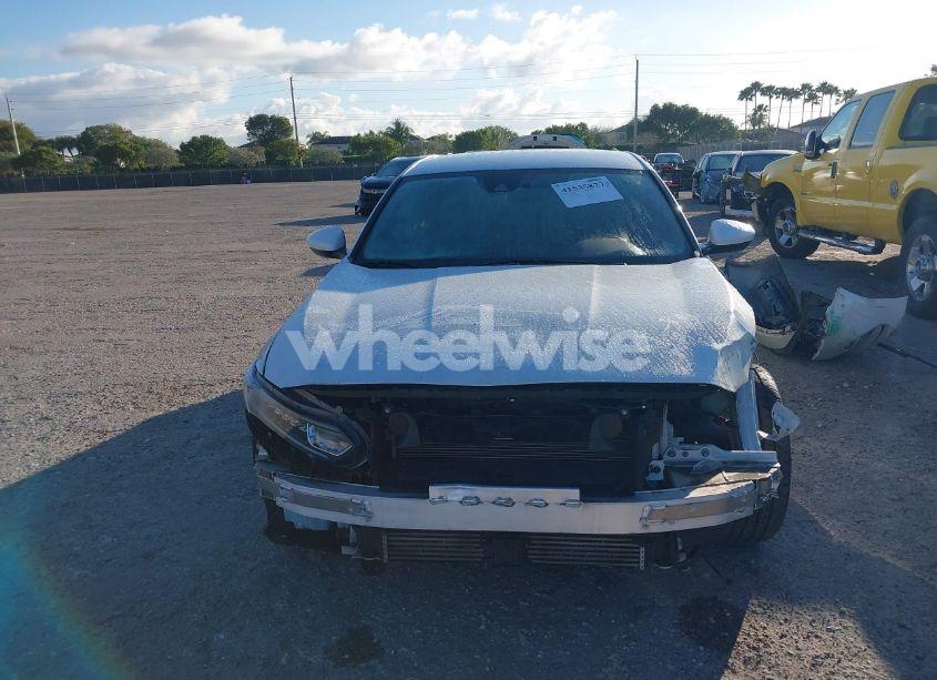 Photo 13 of 2019 Honda Accord SPORT (VIN 1HGCV1F34KA166316)