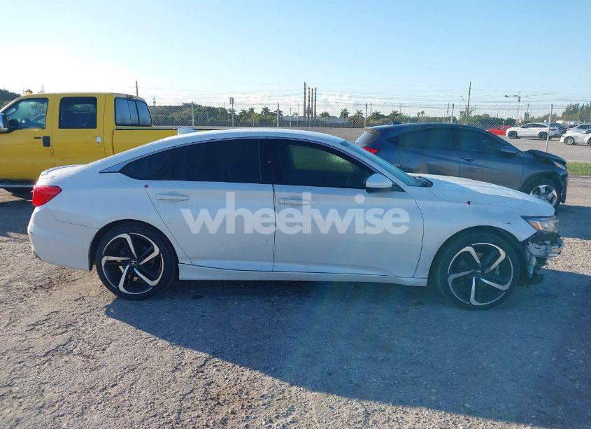 Photo 14 of 2019 Honda Accord SPORT (VIN 1HGCV1F34KA166316)