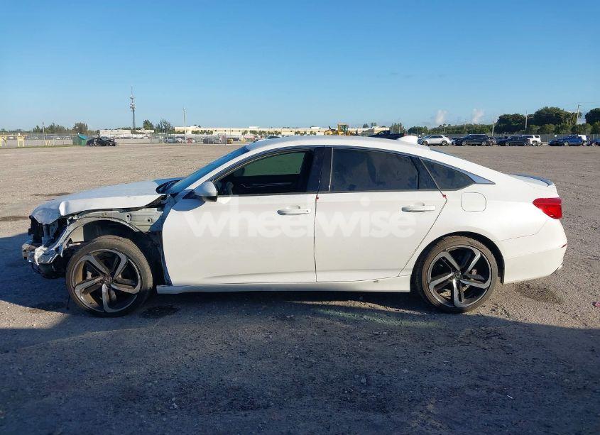 Photo 15 of 2019 Honda Accord SPORT (VIN 1HGCV1F34KA166316)