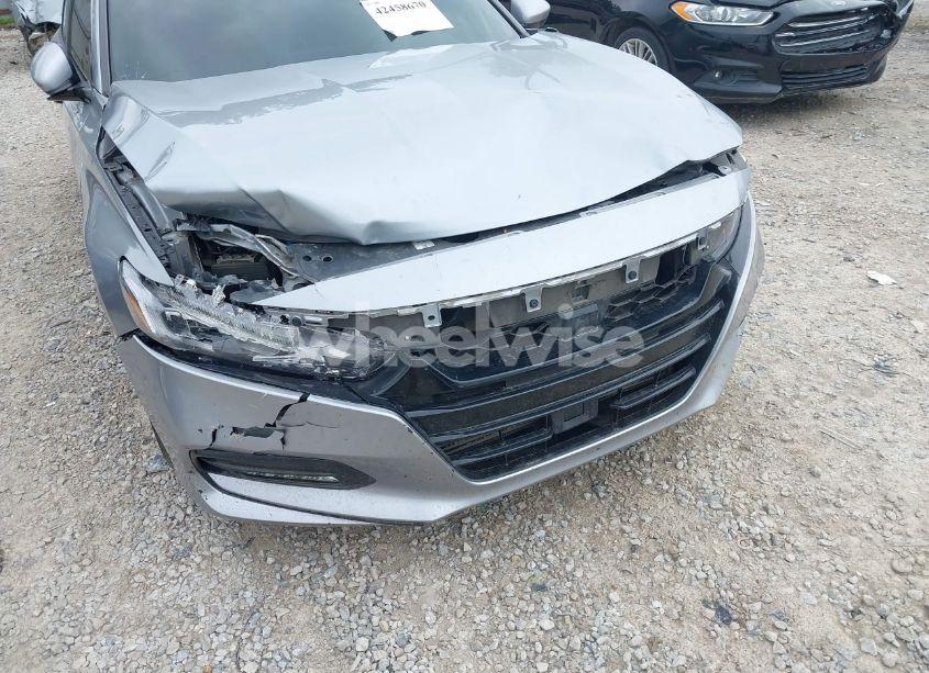 Photo 12 of 2019 Honda Accord SPORT (VIN 1HGCV1F34KA177526)