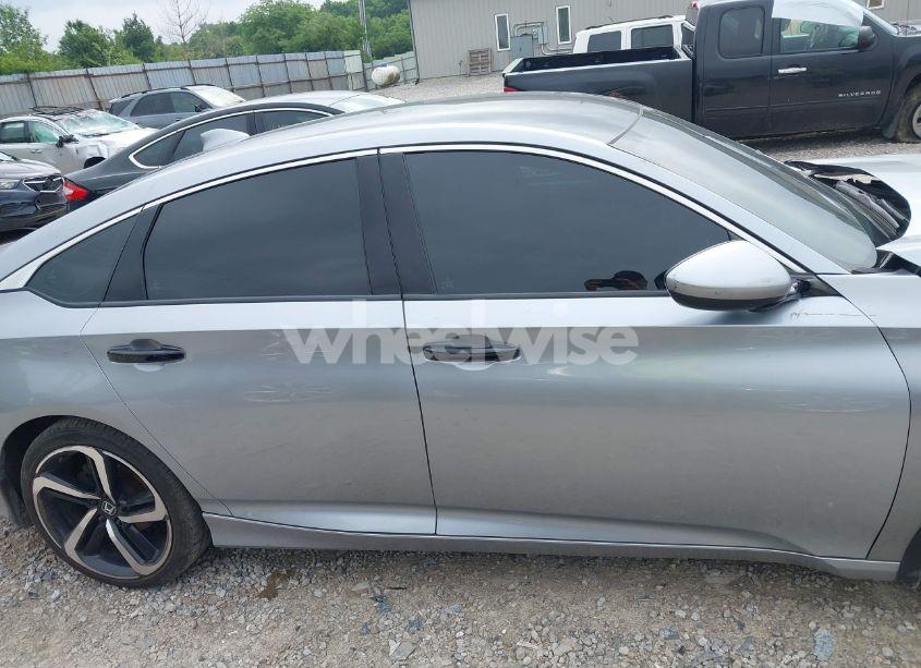 Photo 14 of 2019 Honda Accord SPORT (VIN 1HGCV1F34KA177526)