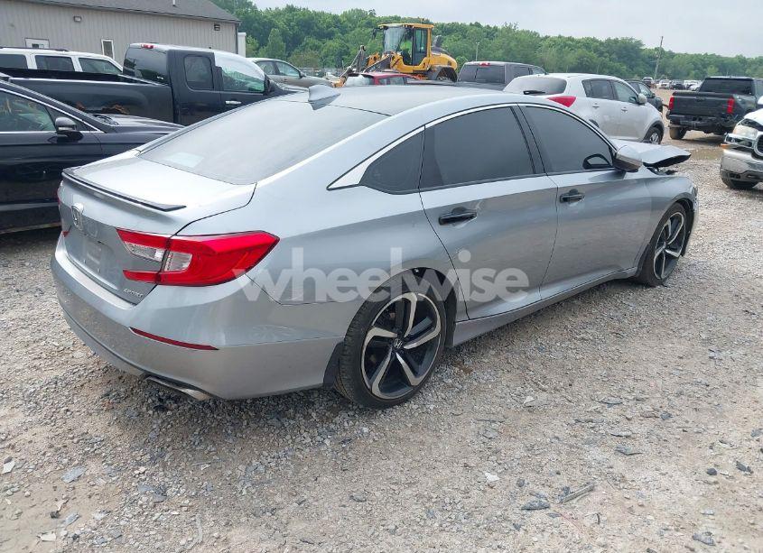 Photo 4 of 2019 Honda Accord SPORT (VIN 1HGCV1F34KA177526)