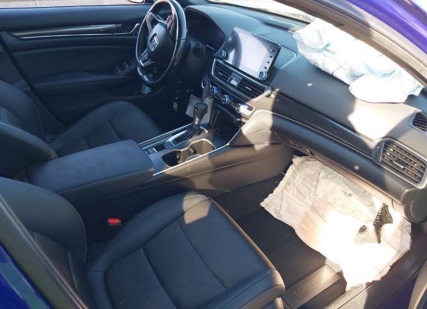Photo 5 of 2020 Honda Accord SPORT (VIN 1HGCV1F34LA014053)
