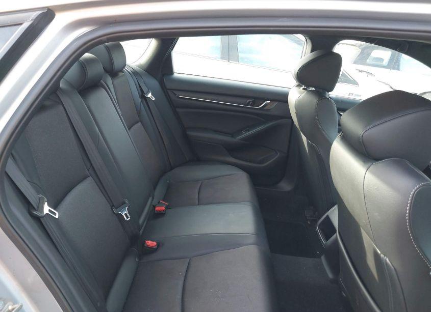 Photo 8 of 2020 Honda Accord SPORT (VIN 1HGCV1F34LA023481)