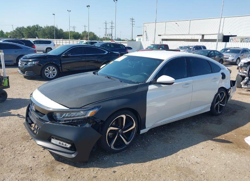 Photo 2 of 2020 Honda Accord SPORT (VIN 1HGCV1F34LA065598)