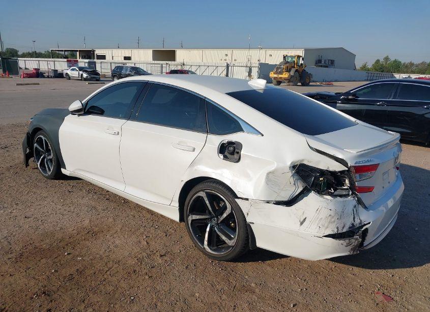 Photo 3 of 2020 Honda Accord SPORT (VIN 1HGCV1F34LA065598)