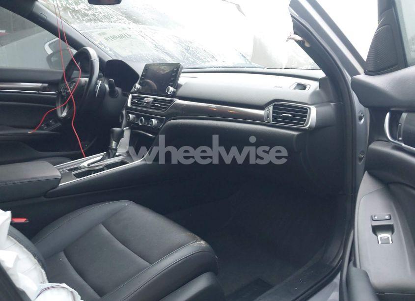 Photo 5 of 2020 Honda Accord SPORT (VIN 1HGCV1F34LA091599)