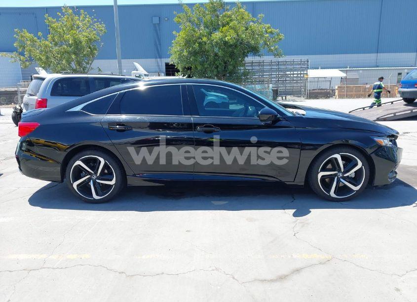 Photo 13 of 2020 Honda Accord SPORT (VIN 1HGCV1F34LA129915)