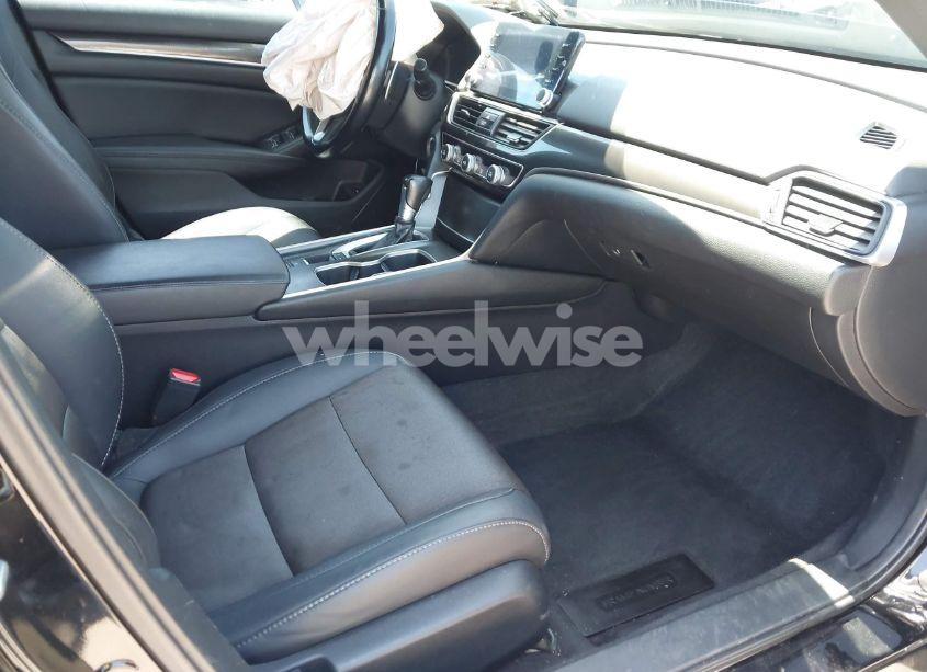 Photo 5 of 2020 Honda Accord SPORT (VIN 1HGCV1F34LA129915)