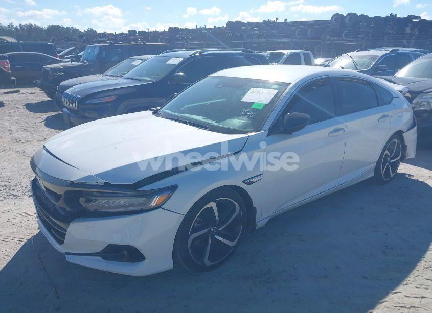 Photo 2 of 2022 Honda Accord SPORT (VIN 1HGCV1F34NA001922)