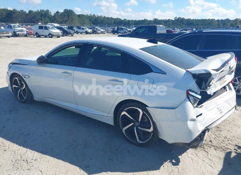 Photo 3 of 2022 Honda Accord SPORT (VIN 1HGCV1F34NA001922)
