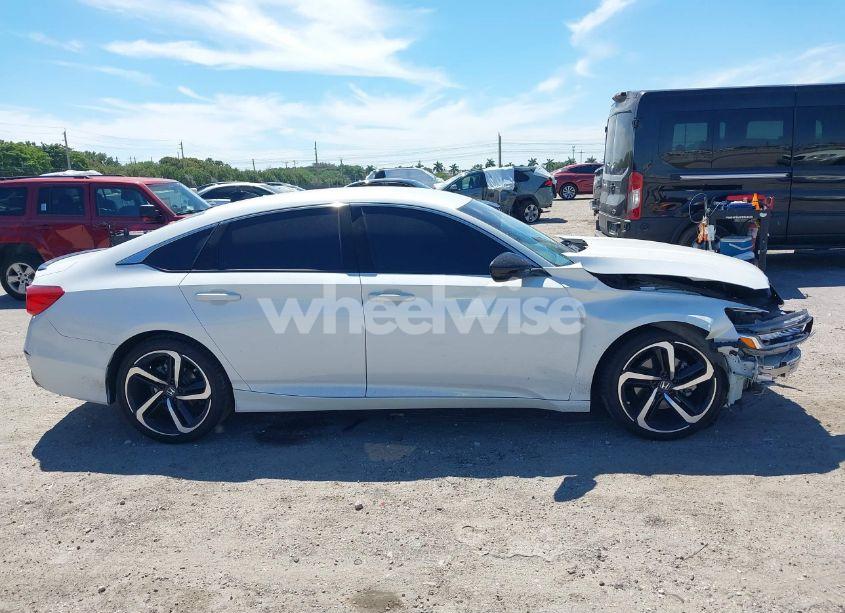 Photo 14 of 2022 Honda Accord SPORT (VIN 1HGCV1F34NA067743)