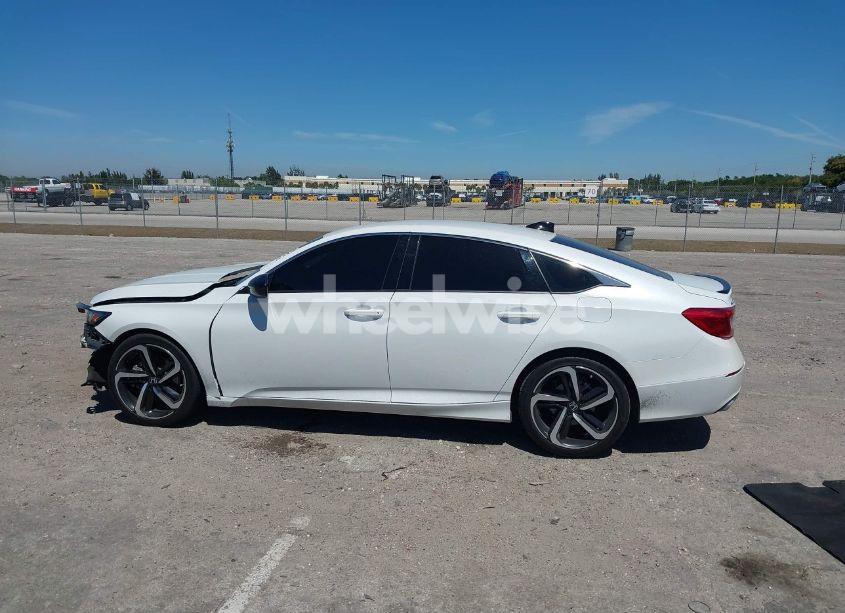 Photo 15 of 2022 Honda Accord SPORT (VIN 1HGCV1F34NA067743)