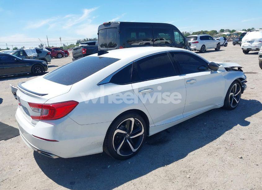 Photo 4 of 2022 Honda Accord SPORT (VIN 1HGCV1F34NA067743)