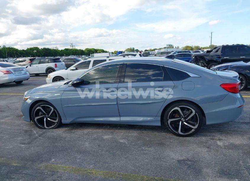 Photo 14 of 2022 Honda Accord SPORT (VIN 1HGCV1F34NA069508)
