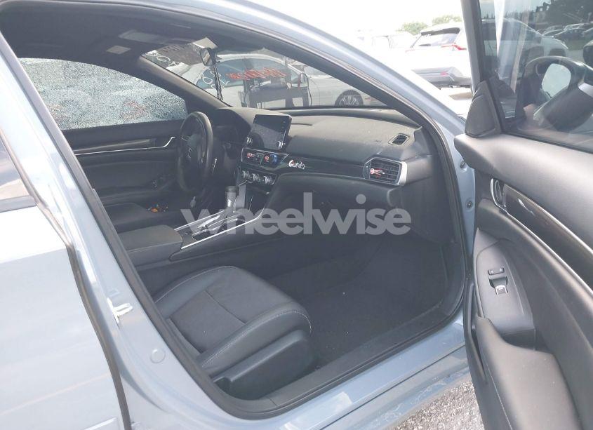 Photo 5 of 2022 Honda Accord SPORT (VIN 1HGCV1F34NA069508)