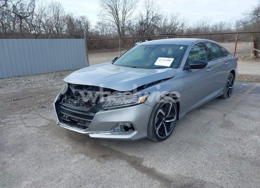 Photo 2 of 2022 Honda Accord SPORT (VIN 1HGCV1F34NA073929)