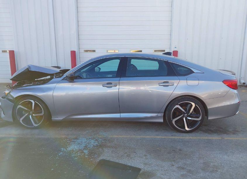 Photo 14 of 2022 Honda Accord SPORT (VIN 1HGCV1F34NA086518)