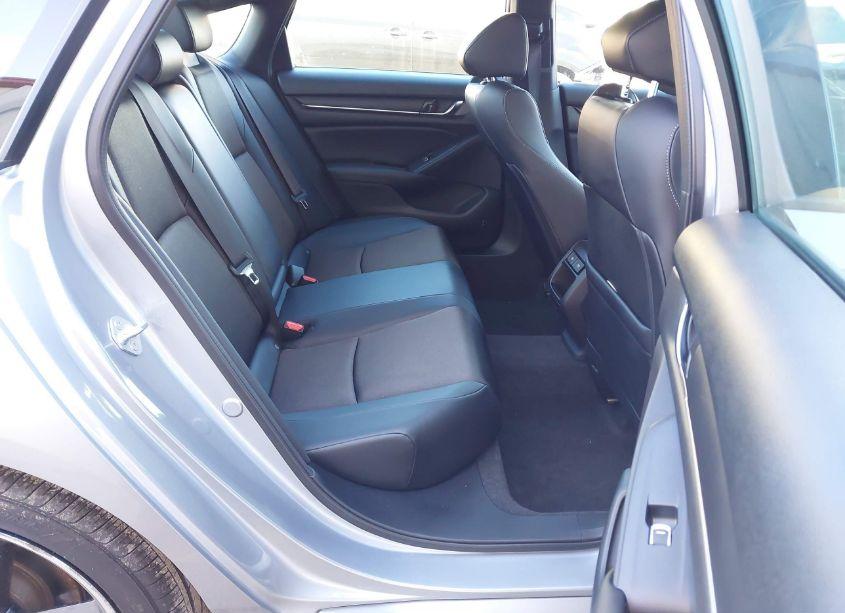 Photo 8 of 2022 Honda Accord SPORT (VIN 1HGCV1F34NA086518)