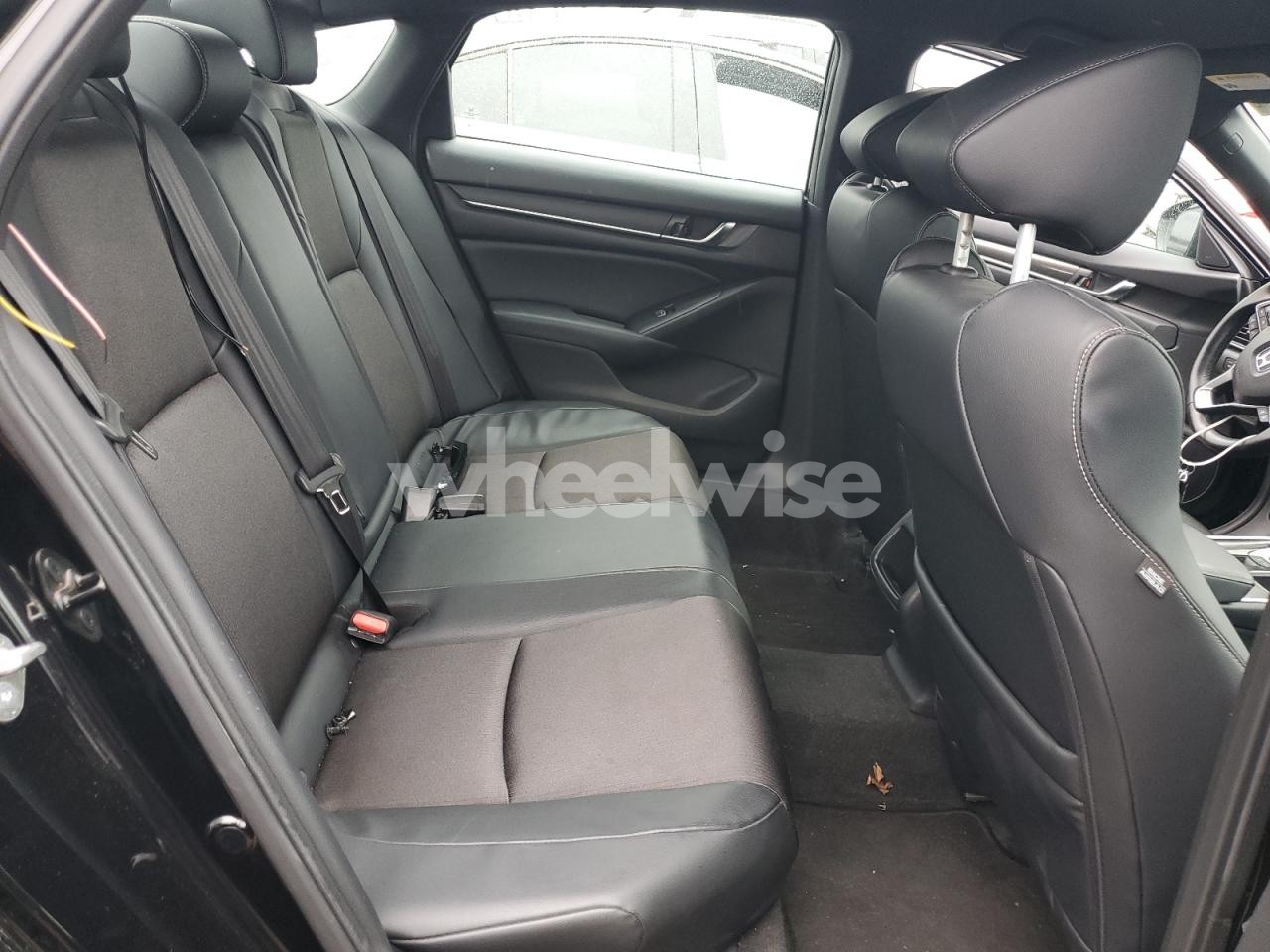 Photo 10 of 2018 HONDA ACCORD SPORT (VIN 1HGCV1F35JA094301)