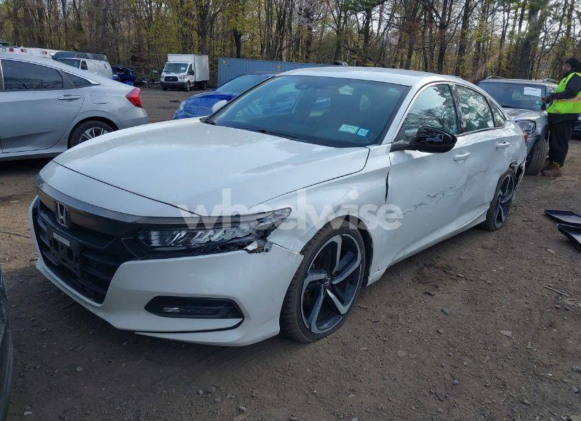 Photo 2 of 2018 Honda Accord SPORT (VIN 1HGCV1F35JA102543)