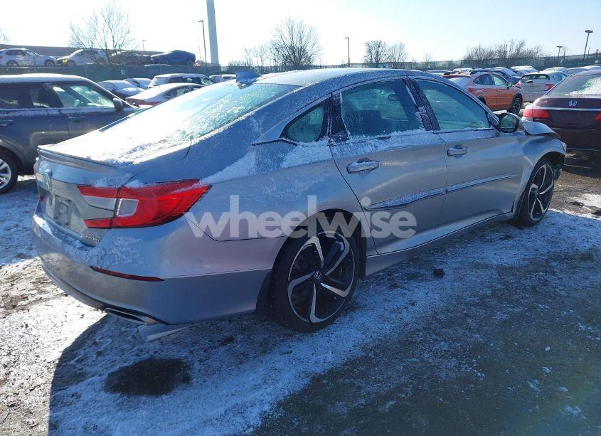 Photo 4 of 2018 Honda Accord SPORT (VIN 1HGCV1F35JA111310)