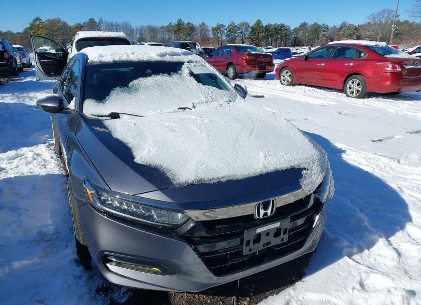 Photo 12 of 2018 Honda Accord SPORT (VIN 1HGCV1F35JA132500)