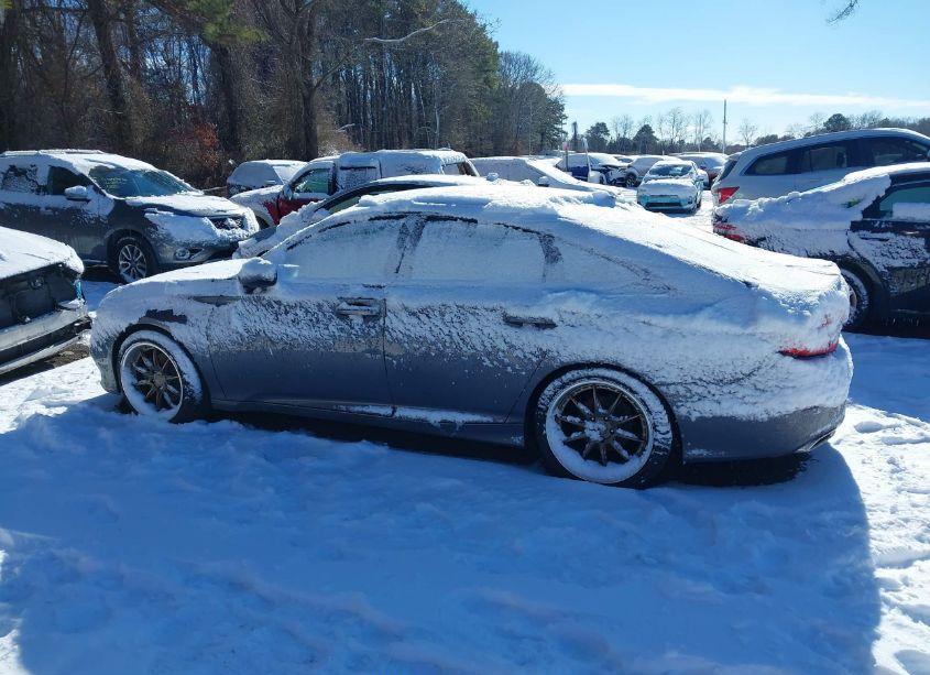 Photo 14 of 2018 Honda Accord SPORT (VIN 1HGCV1F35JA132500)