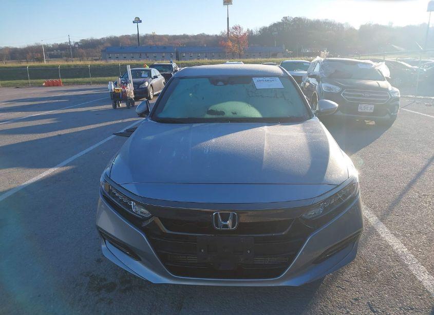 Photo 12 of 2018 Honda Accord SPORT (VIN 1HGCV1F35JA158952)