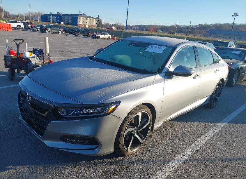 Photo 2 of 2018 Honda Accord SPORT (VIN 1HGCV1F35JA158952)