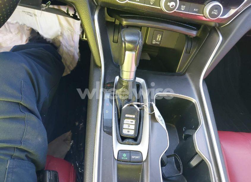 Photo 11 of 2018 Honda Accord SPORT (VIN 1HGCV1F35JA162936)