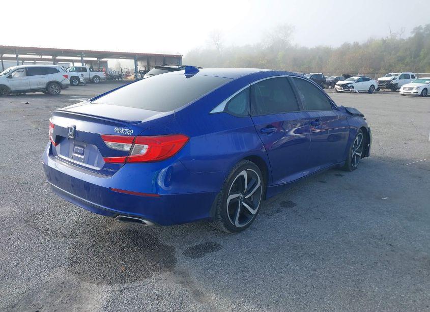 Photo 4 of 2018 Honda Accord SPORT (VIN 1HGCV1F35JA193698)