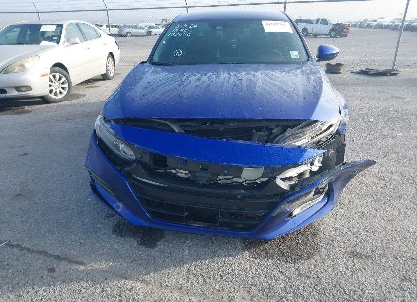 Photo 6 of 2018 Honda Accord SPORT (VIN 1HGCV1F35JA193698)