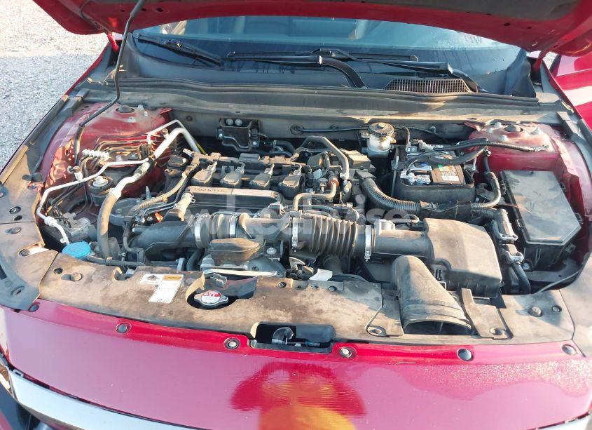 Photo 10 of 2018 Honda Accord SPORT (VIN 1HGCV1F35JA209849)