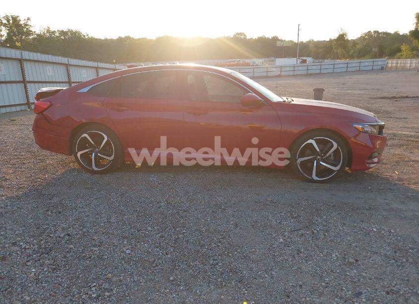 Photo 14 of 2018 Honda Accord SPORT (VIN 1HGCV1F35JA209849)