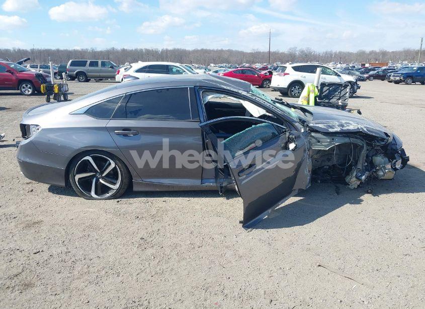 Photo 14 of 2018 Honda Accord SPORT (VIN 1HGCV1F35JA222519)