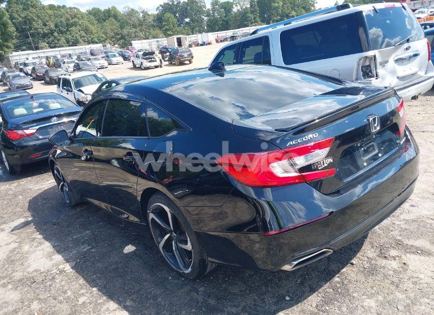 Photo 3 of 2018 Honda Accord SPORT (VIN 1HGCV1F35JA223959)