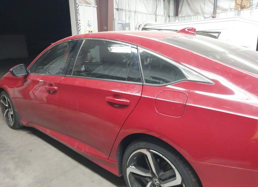 Photo 14 of 2018 Honda Accord SPORT (VIN 1HGCV1F35JA263765)