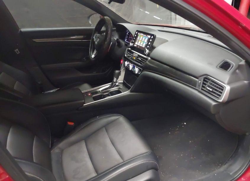 Photo 5 of 2018 Honda Accord SPORT (VIN 1HGCV1F35JA263765)