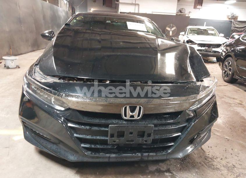Photo 12 of 2019 Honda Accord SPORT (VIN 1HGCV1F35KA005750)